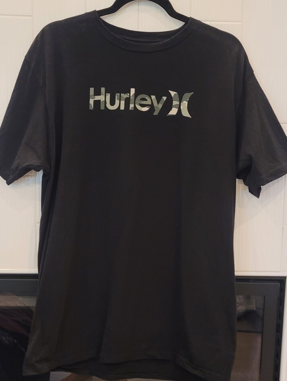Men's Hurley One & Only Logo Graphic Tee Size M